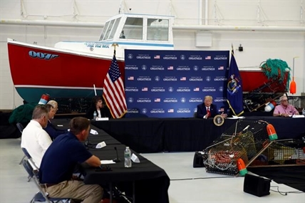 Trump allows commercial fishing in marine conservation area | iNFOnews.ca Trump allows commercial fishing in marine conservation area | iNFOnews.ca