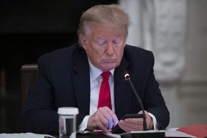 Facebook removes Trump ads with symbols once used by Nazis | iNFOnews.ca