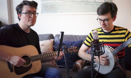 TRENDING NOW: Incredible cover of ABBA's 'Mamma Mia' | iNFOnews.ca TRENDING NOW: Incredible cover of ABBA's 'Mamma Mia' | iNFOnews.ca