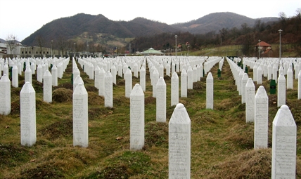 Bosnian-Canadians mark 25th anniversary of Srebrenica massacre | iNFOnews.ca