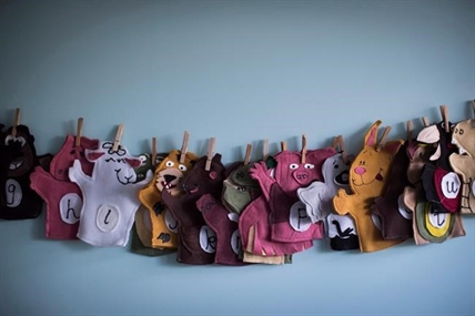 Uncertainty over schooling plans has working mothers mulling leaving workforce | iNFOnews.ca