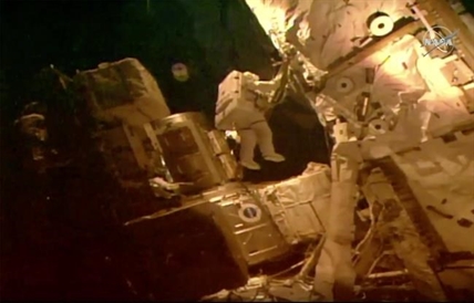 iN VIDEO: Astronauts squeeze in last spacewalk before SpaceX departure | iNFOnews.ca