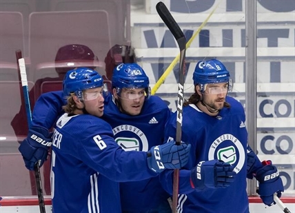 NHL players eager to chase the Cup, but saying 'goodbye' to family isn't easy | iNFOnews.ca