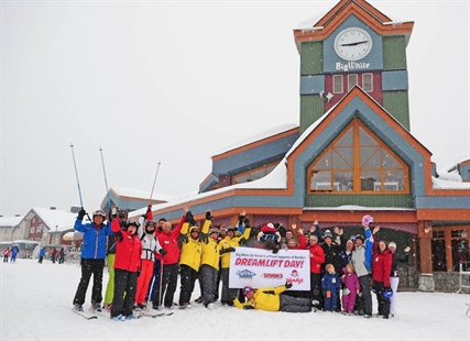 The Loose Moose lends a helping hand: Wendy’s Dreamlift Day! | iNFOnews.ca The Loose Moose lends a helping hand: Wendy’s Dreamlift Day! | iNFOnews.ca