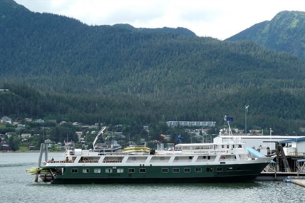 COVID-19 cuts short first Alaska cruise of stunted season | iNFOnews.ca