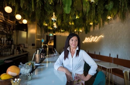 How much should you tip for a meal? Foodies offer advice for the COVID-19 era | iNFOnews.ca