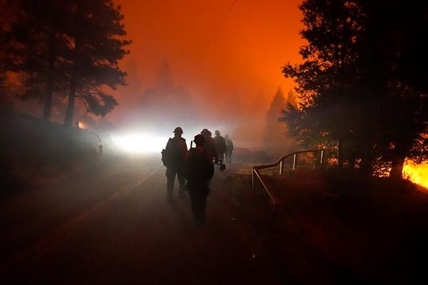 'Nothing left in the bucket': Wildfire resources in U.S. run thin | iNFOnews.ca