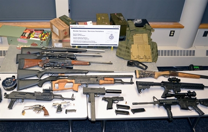 Firearms, smuggling charges laid against Alaska man arrested at B.C. border crossing | iNFOnews.ca