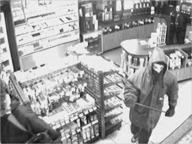 Do you recognize these robbery suspects? | iNFOnews.ca