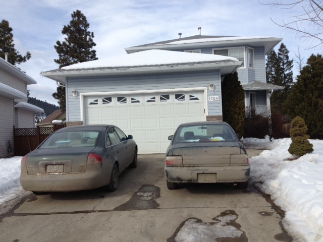 University players call cops on own out of control party | iNFOnews.ca