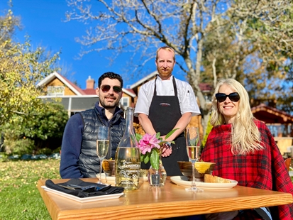 iN VIDEO: Cooking lesson & wine tasting at Unsworth Vineyards on Vancouver Island | iNFOnews.ca iN VIDEO: Cooking lesson & wine tasting at Unsworth Vineyards on Vancouver Island | iNFOnews.ca