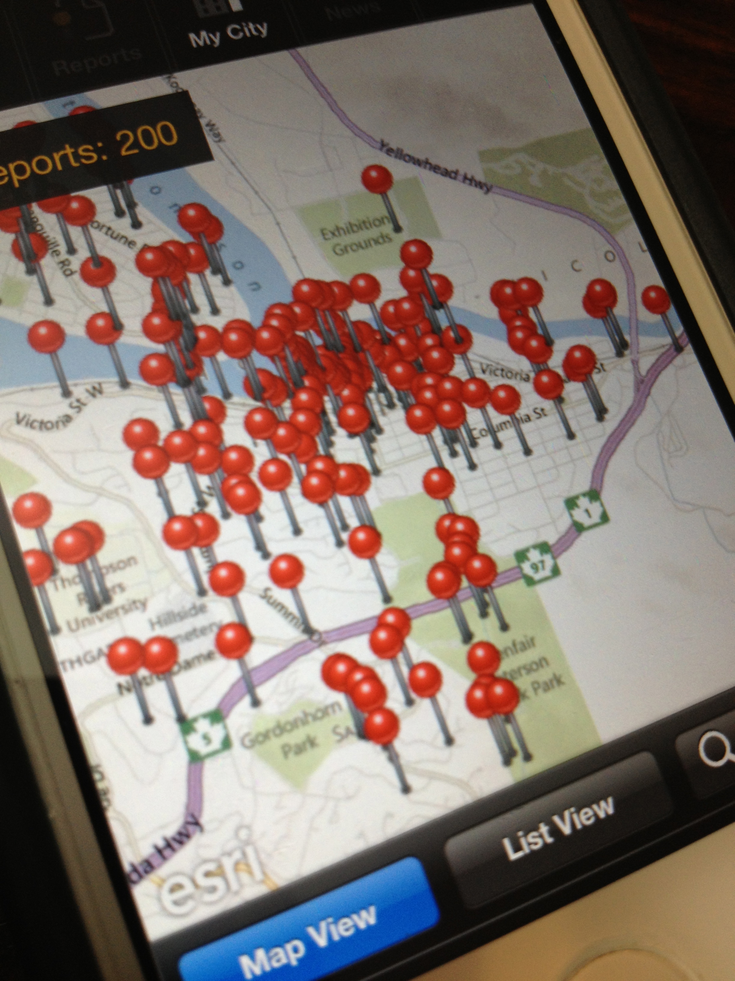 City fights problem spots with city-specific app | iNFOnews.ca