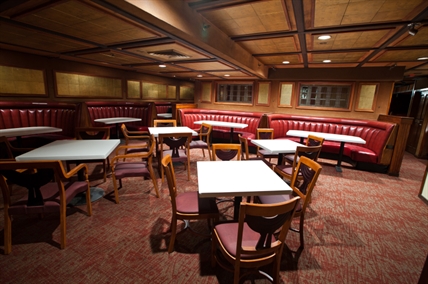 B.C. bars going for gold, allowed to stay open for final Olympic hockey match | iNFOnews.ca