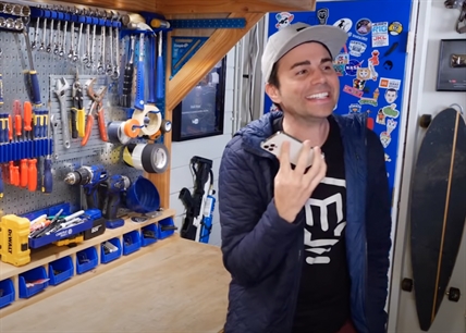 TRENDING NOW: True heroes among us get back at phone scammers | iNFOnews.ca