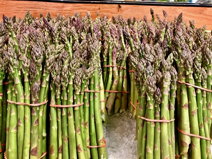 RECIPE: Get it while you can, asparagus season is here | iNFOnews.ca