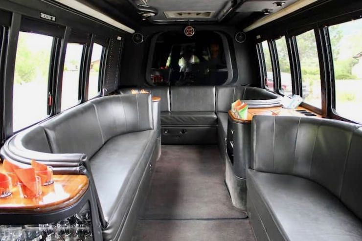 Experience wine country life in style this summer with South Okanagan Limousine & Tours | iNFOnews.ca Experience wine country life in style this summer with South Okanagan Limousine & Tours | iNFOnews.ca