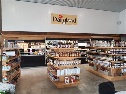 All the fun of the farm at Farmer John’s Market in Grindrod | iNFOnews.ca