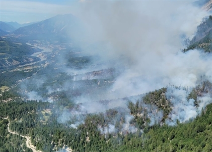 Evacuation alerts continue as wildfire near Lytton grows to 110 hectares | iNFOnews.ca