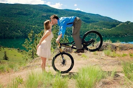 Trust fund opened for family of avalanche victim | iNFOnews.ca