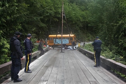 Forest company, RCMP, old-growth defenders due in court this month for four hearings | iNFOnews.ca Forest company, RCMP, old-growth defenders due in court this month for four hearings | iNFOnews.ca