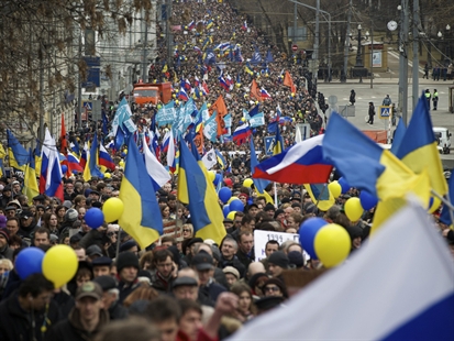 Russian forces make foray outside Crimea as referendum looms | iNFOnews.ca Russian forces make foray outside Crimea as referendum looms | iNFOnews.ca