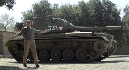 Arnold Schwarzenegger has a tank | iNFOnews.ca
