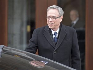 New Finance boss is with Harper on income splitting promise | iNFOnews.ca