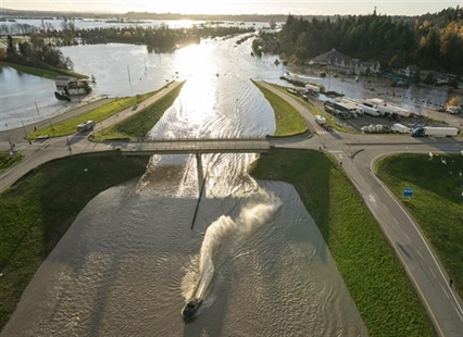 B.C. storm disrupts supply chain, could have lasting impacts on economy: experts | iNFOnews.ca
