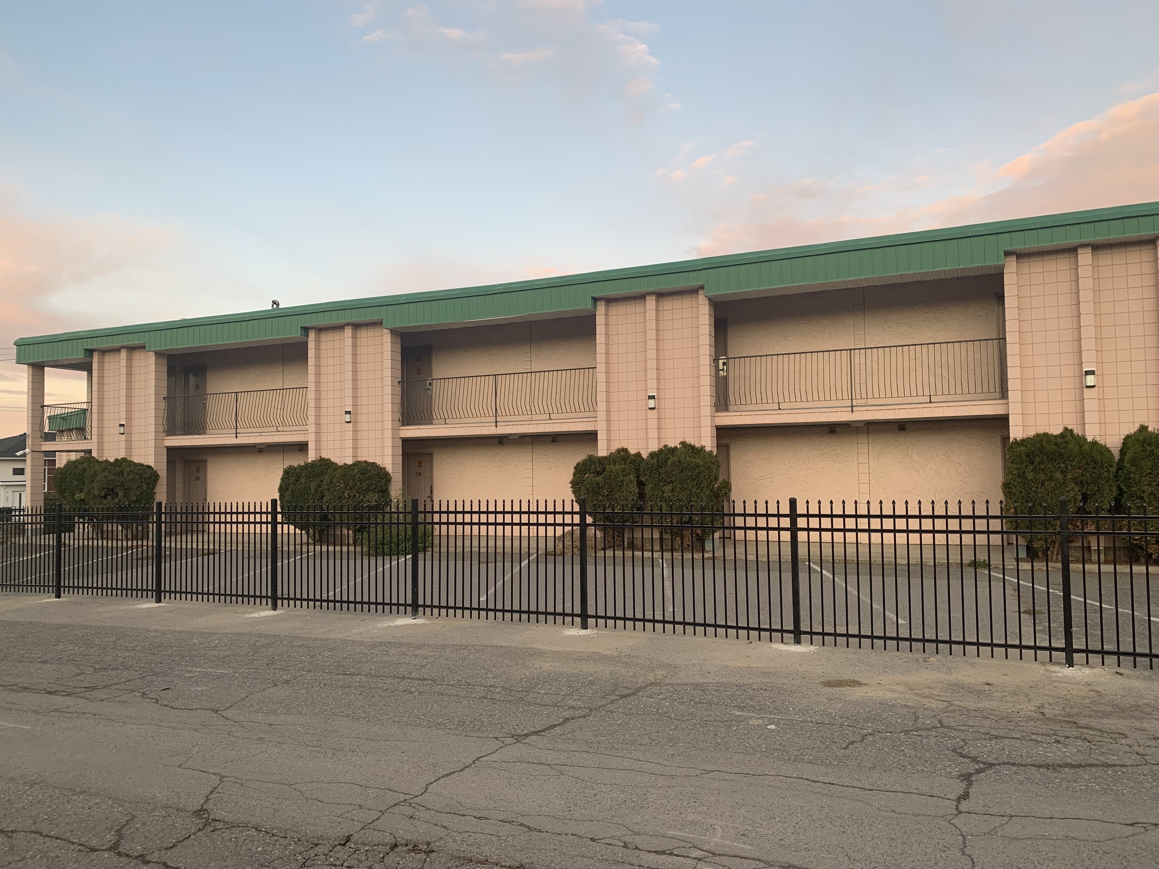 Fortune Motel supportive housing project is behind schedule in Kamloops | iNFOnews.ca