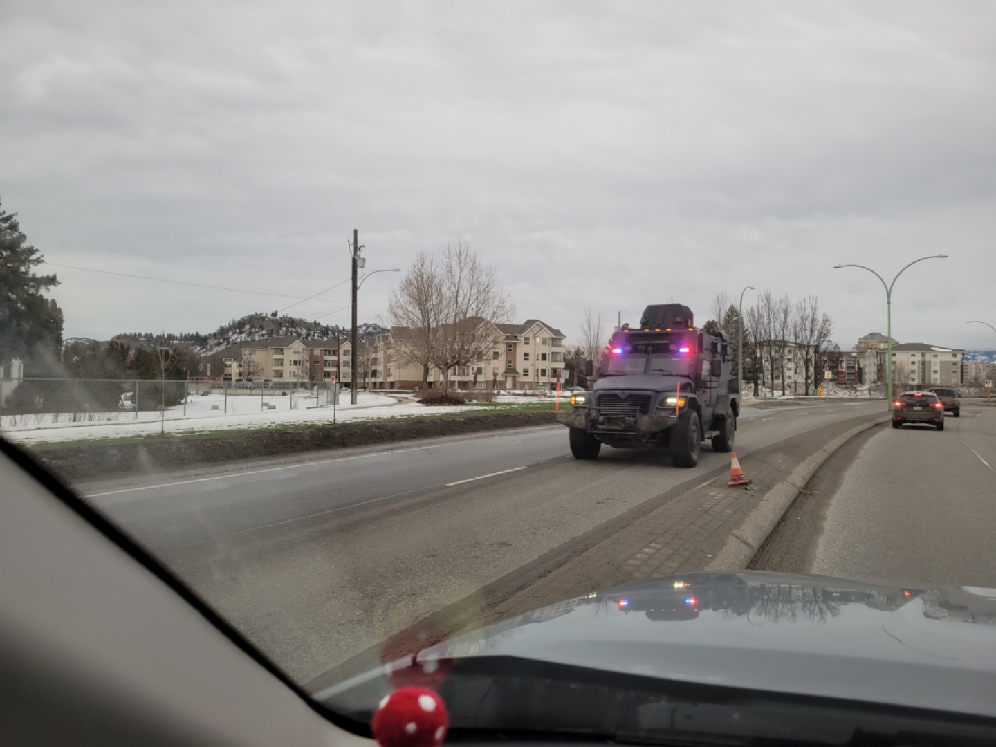 UPDATE: Man arrested following RCMP road closure in Kelowna | iNFOnews.ca UPDATE: Man arrested following RCMP road closure in Kelowna | iNFOnews.ca