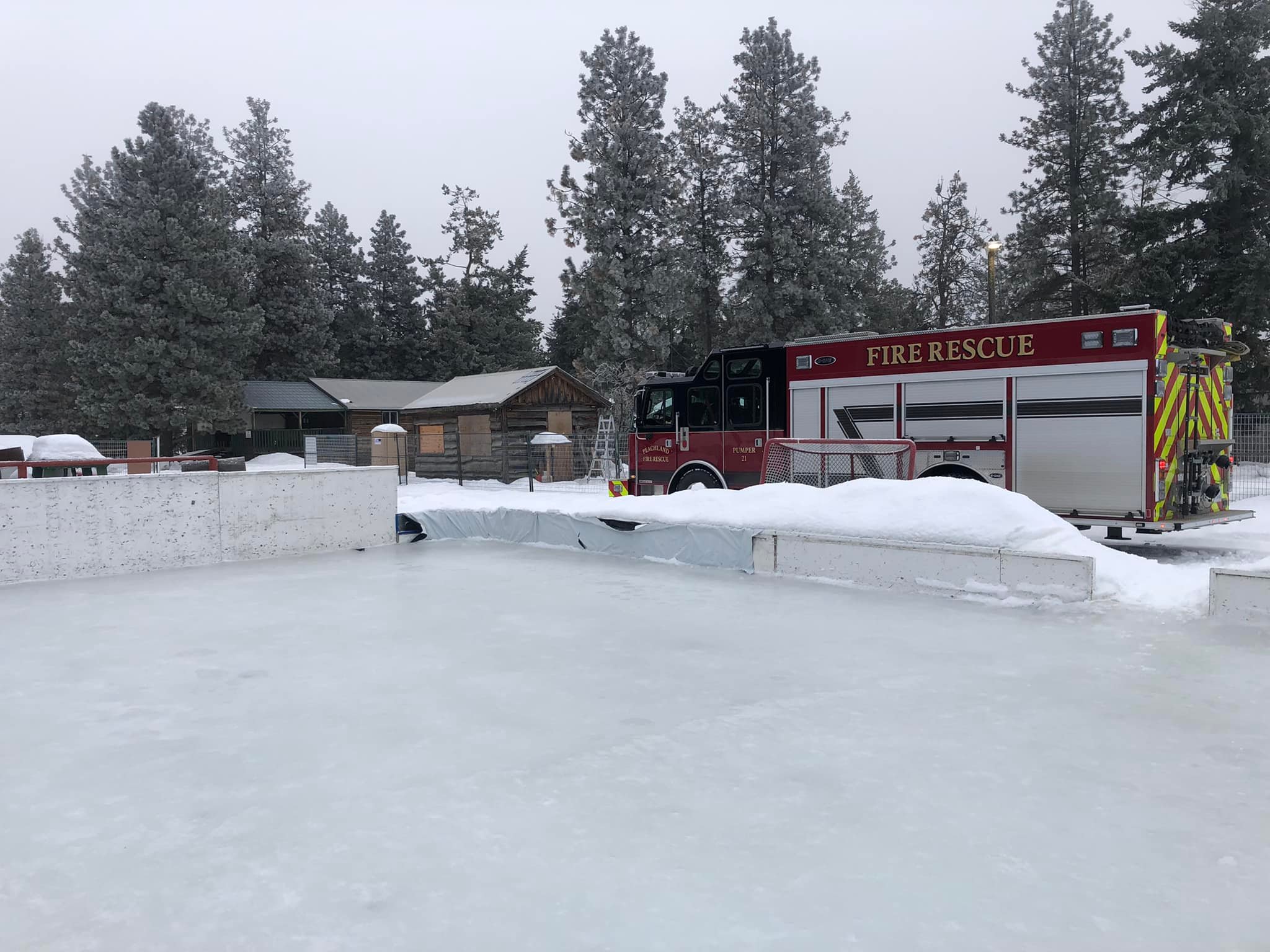 'Get out and enjoy it,' Peachland firefighters say after re-opening outdoor skating rink | iNFOnews.ca