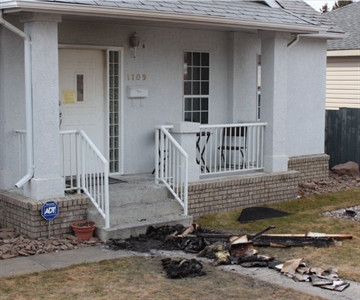 Small house fire evicts resident from home | iNFOnews.ca