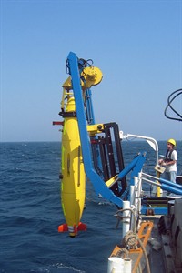 Unmanned subs could be key to finding vanished jet if searchers can narrow crash zone | iNFOnews.ca