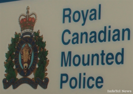 Witnesses lead police to erratic driver | iNFOnews.ca