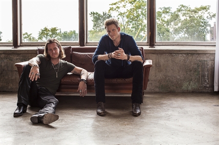 Listen up, country music lovers | iNFOnews.ca