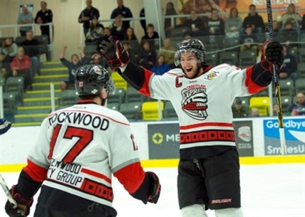 Express down Vipers in OT for 2-0 BCHL final lead | iNFOnews.ca Express down Vipers in OT for 2-0 BCHL final lead | iNFOnews.ca