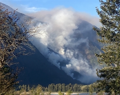 Wildfires in B.C. and U.S. prompt haze, air-quality statements in southern B.C. | iNFOnews.ca