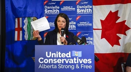 Alberta Premier Danielle Smith back in the legislature with byelection win | iNFOnews.ca Alberta Premier Danielle Smith back in the legislature with byelection win | iNFOnews.ca