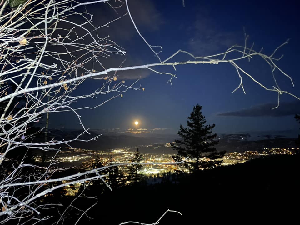 iN PHOTOS: Full moon shines bright over Kamloops, Okanagan | iNFOnews.ca