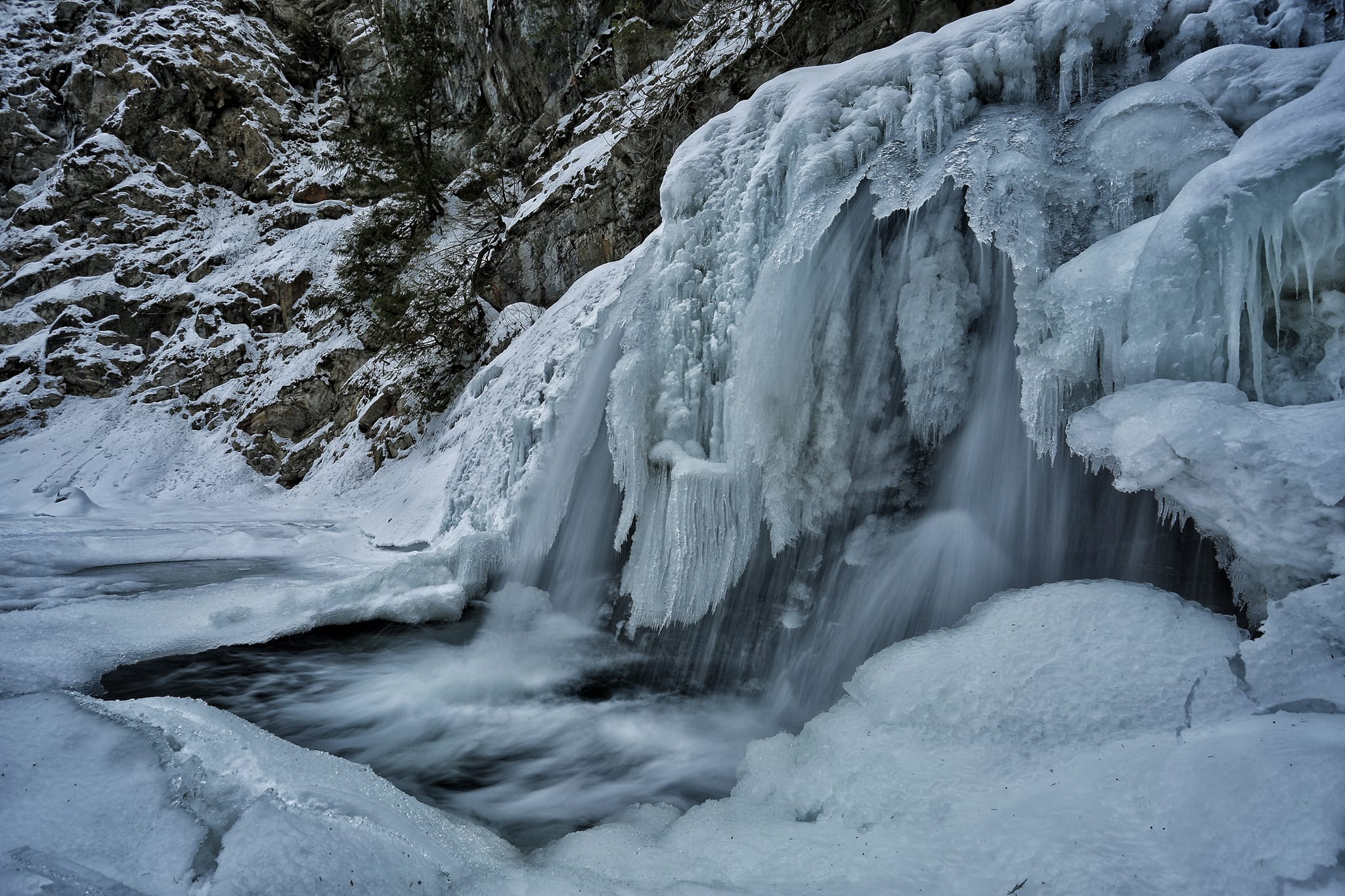 iN PHOTOS: Outdoor adventurers snap melting waterfalls in Kamloops, Okanagan | iNFOnews.ca iN PHOTOS: Outdoor adventurers snap melting waterfalls in Kamloops, Okanagan | iNFOnews.ca