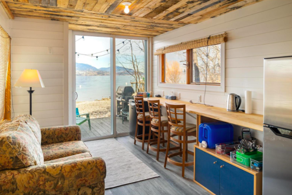 iN PHOTOS: This 16-foot-wide Okanagan lakefront lot on sale for $1 million | iNFOnews.ca