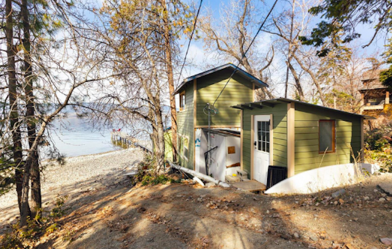 iN PHOTOS: This 16-foot-wide Okanagan lakefront lot on sale for $1 million | iNFOnews.ca