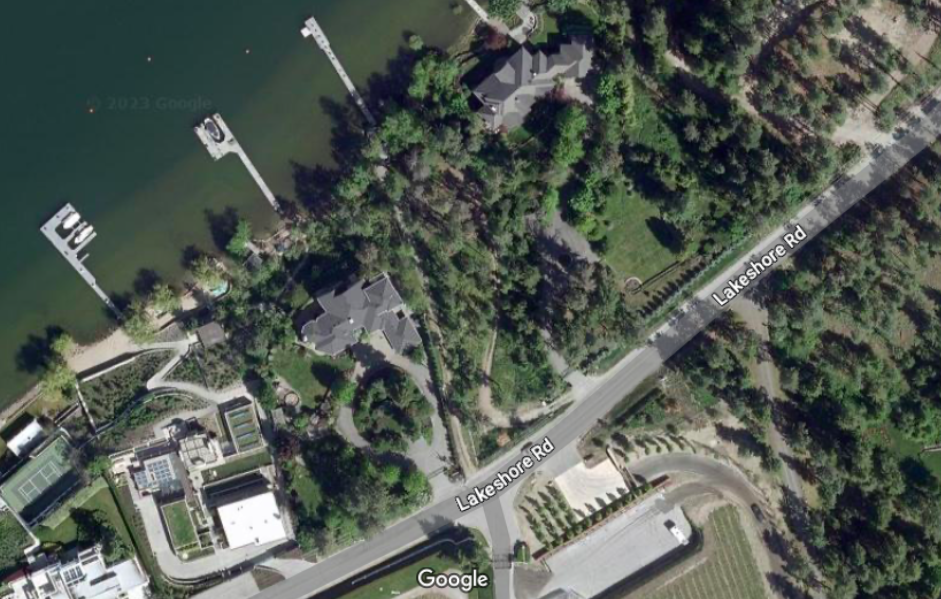 iN PHOTOS: This 16-foot-wide Okanagan lakefront lot on sale for $1 million | iNFOnews.ca