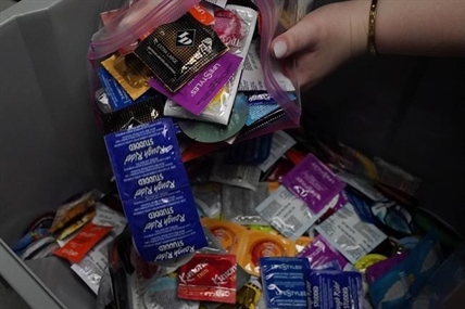 Sex? Sexual intercourse? Neither? Teens weigh in on evolving definitions - and habits | iNFOnews.ca Sex? Sexual intercourse? Neither? Teens weigh in on evolving definitions - and habits | iNFOnews.ca