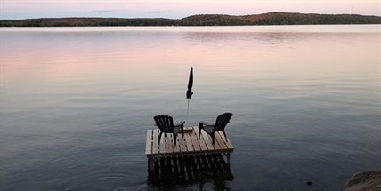 Should I buy a cottage with friends or family? | iNFOnews.ca