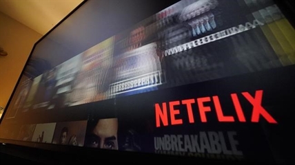 Netflix phases out $9.99 streaming plan in Canada | iNFOnews.ca