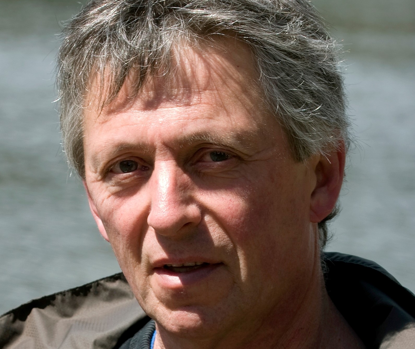 Kamloops backcountry enthusiast and author finds obsidian rock | iNFOnews.ca
