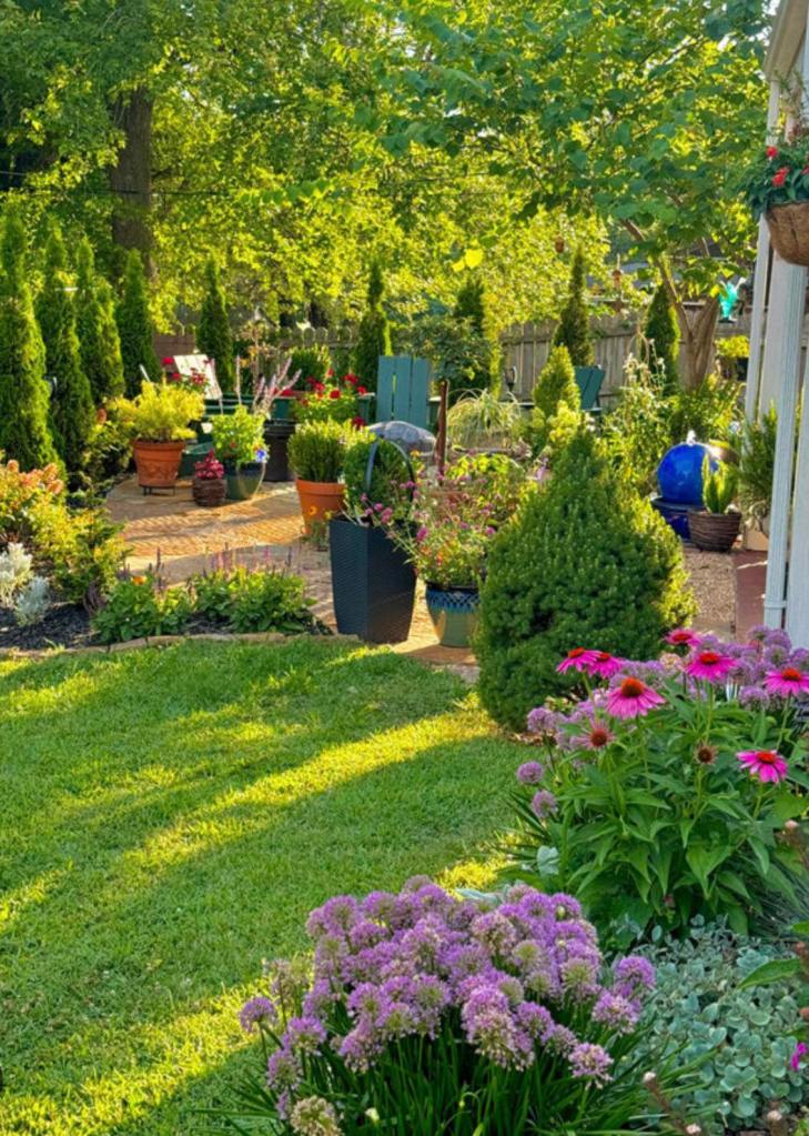 iN PHOTOS: Gardners create beautiful backyard oases in Kamloops, Okanagan | iNhome
