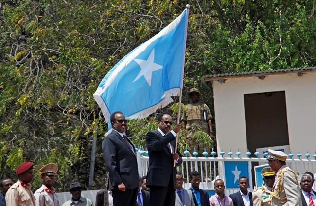 2 dead as al-Shabab claims mortar attack near Somalia palace | iNFOnews.ca