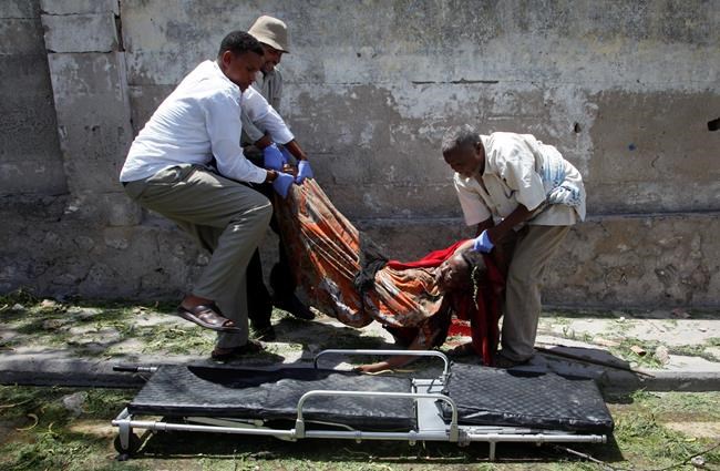 Suicide bomber hits Somalia presidential compound, 12 dead | iNFOnews.ca Suicide bomber hits Somalia presidential compound, 12 dead | iNFOnews.ca